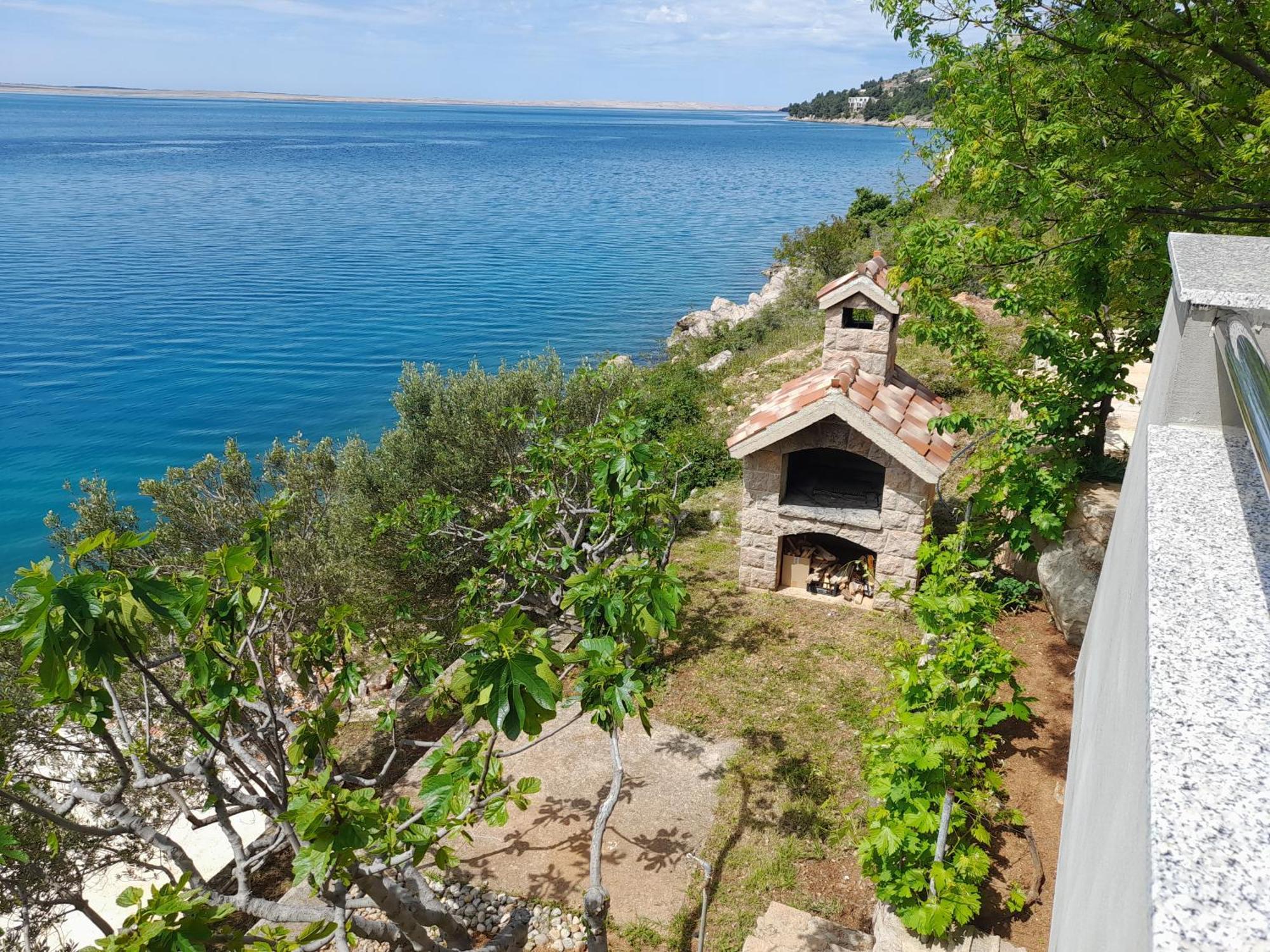 Apartmani Antea Starigrad Paklenica Bilik gambar